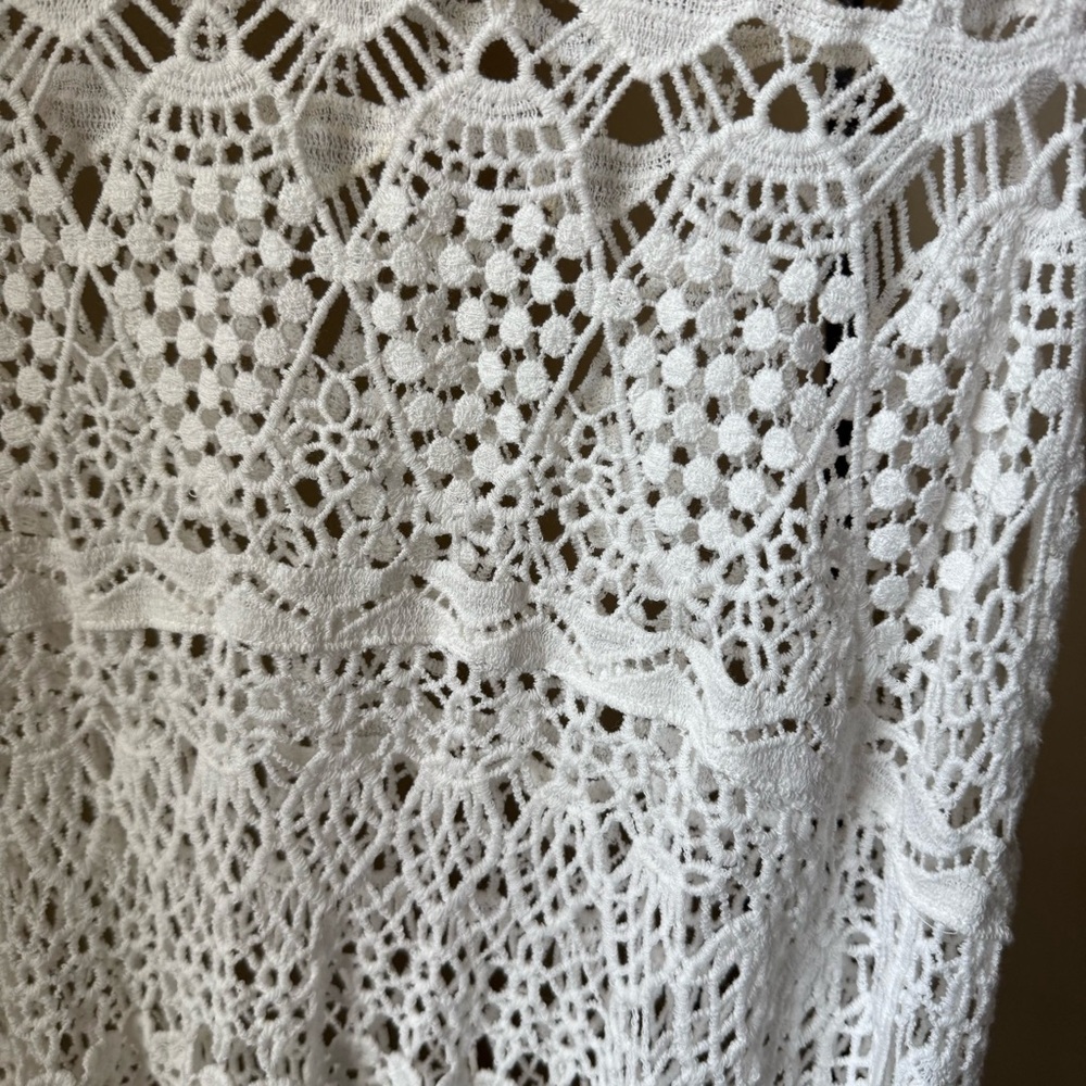 Doe & Rae Crochet Top - Picture 6 of 8